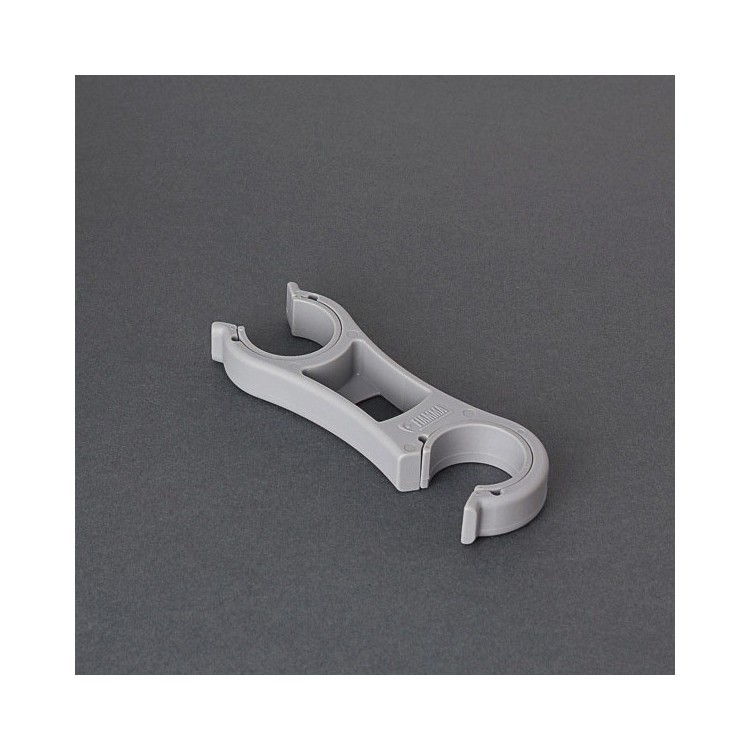 1 - Suporte para rack Fiamma cinza com trava para fechamento de porta-bicicletas